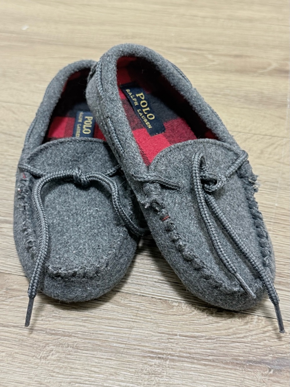 Polo by Ralph Lauren Kids Gray Moccasin Slippers with Red Lining